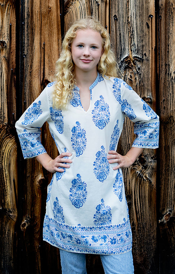 Straight Tunic in Blue Bouquet